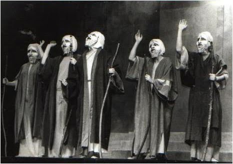 Image of Greek chorus  with acknowledgment to Joukowsky Institute ,&nbsp; Brown University
